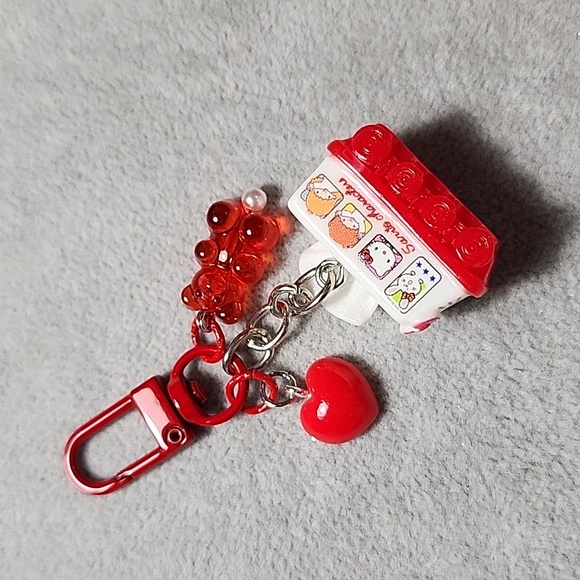 Handmade Hello Kitty Keychain - Picture 2 of 4